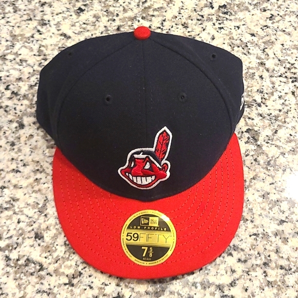 Baseball Cap - Picture 1 of 3